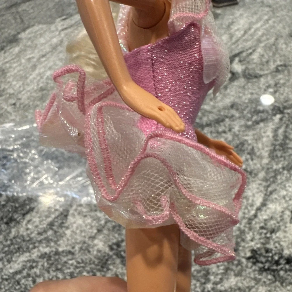 Vtg 1976 Mattel ON‎ TOUR Ballerina Barbie Doll  in Original Outfit